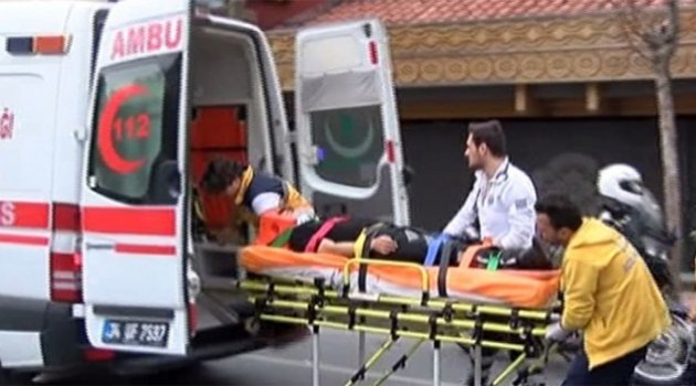 Yunus polisleri ticari taksiye çarptı: 2 yaralı