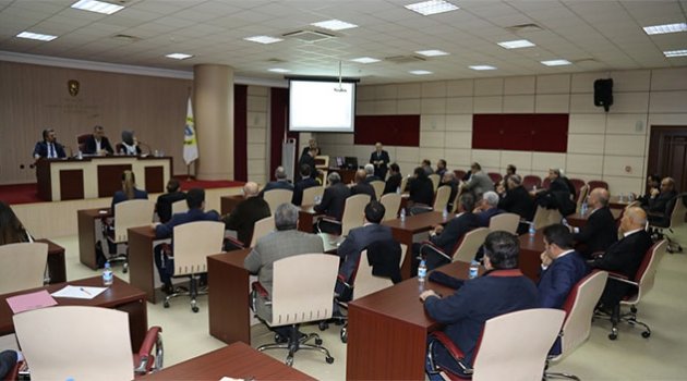 Yüreğir Belediye Meclisi terörü kınadı