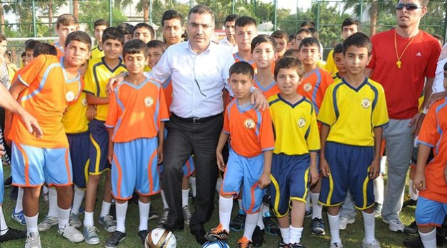 Yüreğir Belediyespor 2. Küme Büyüklerde Şampiyon Oldu