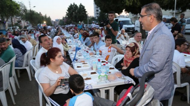 Yüreğir’de ramazan coşkusu devam ediyor