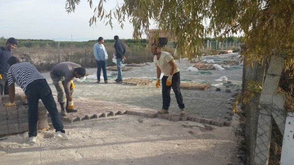 Yüreğir’de yol çalışmaları