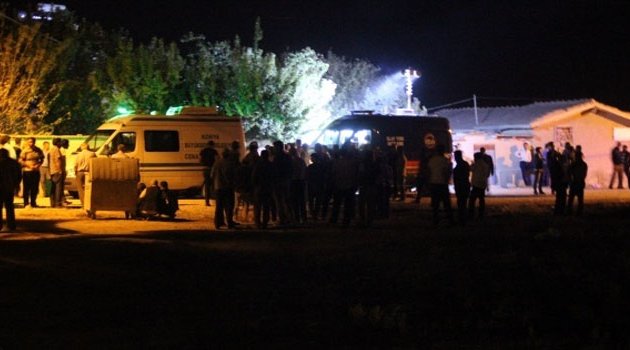 Yüzü maskeli şahıslar karı kocayı öldürdü