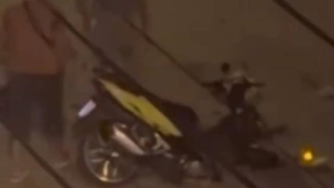 Adana’da İki Motosiklet Kafa Kafaya Çarpıştı: 2 Yaralı