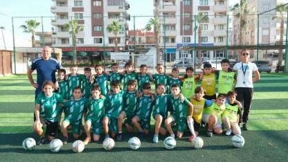 Ceyhan Belediyesi’nin Ücretsiz Futbol Kursları Yoğun İlgi Görüyor