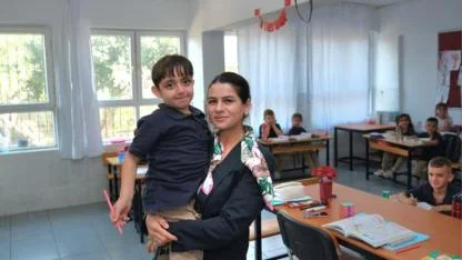 Çocuklardan Sevil Başkana Sevgi Seli