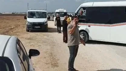 Devlet Depremzedeye Ev Yaptı, Belediye Yolunu Yapamadı