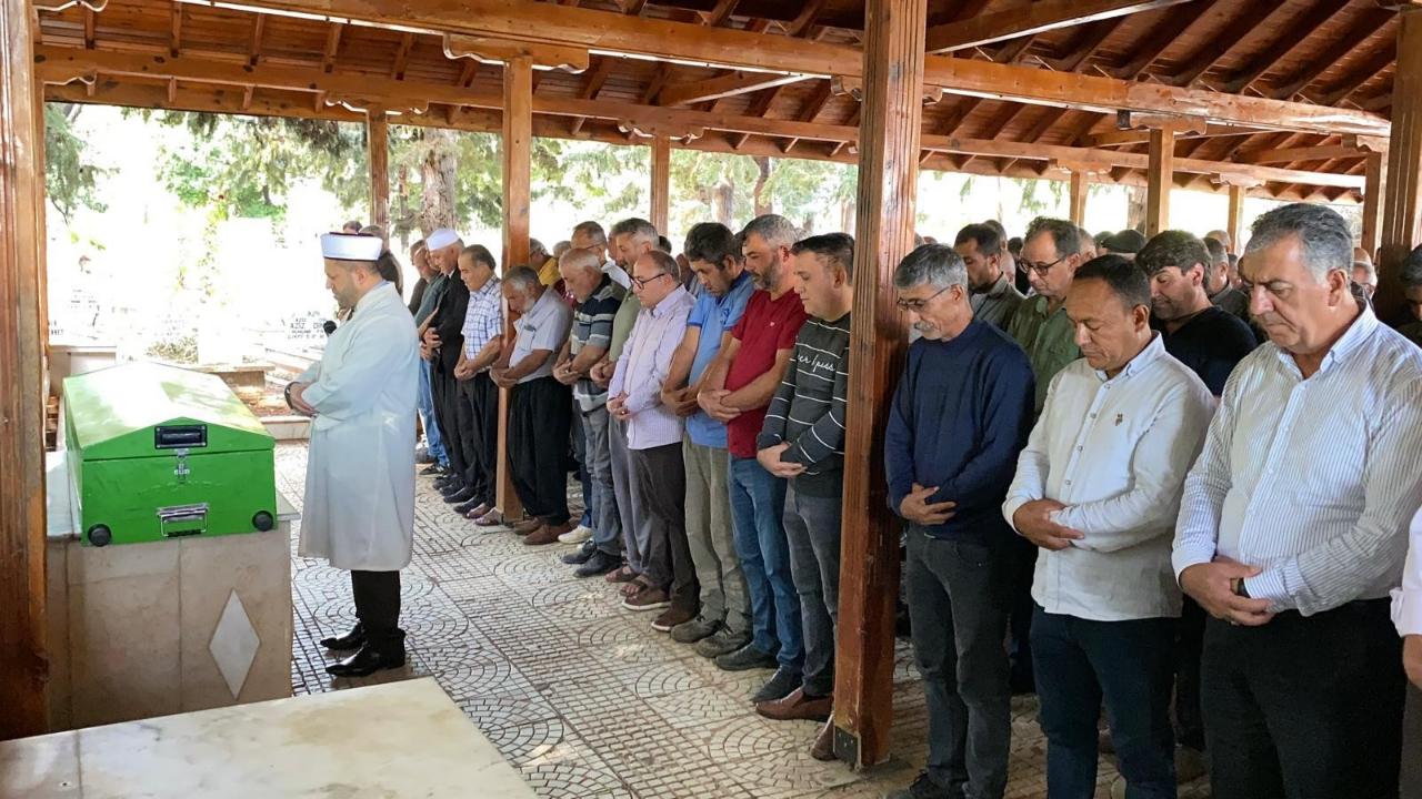 İşçi Servisi Kazasında Hayatını Kaybedenler Toprağa Verildi