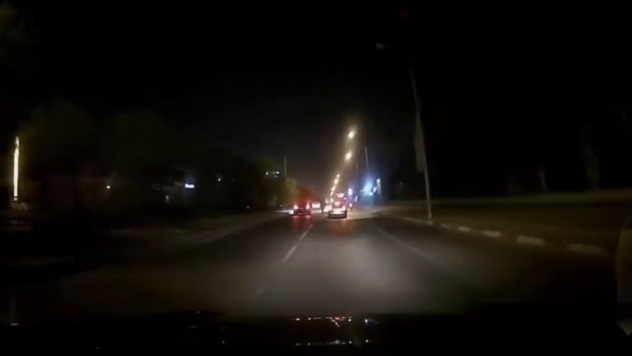 Makas Atmaya Çalışırken Motosiklete Çarptı
