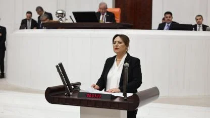Şevkin:''Belediye Başkanlarımızın Üzerinden Elinizi Çekin!''