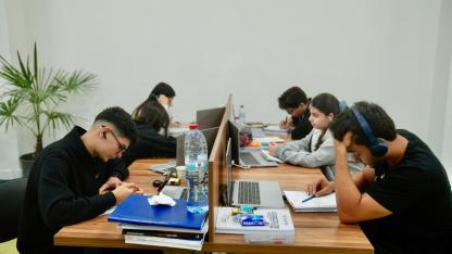 Seyhan'da Eğitime Destek:Belediye Kütüphanesi Gençlerin Gözdesi