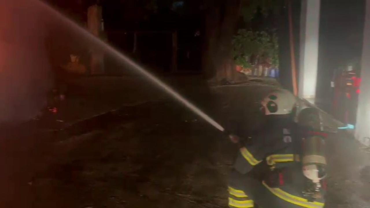 Yangın Dönüşü Kaza:2 İtfaiye Personeli Yaralandı