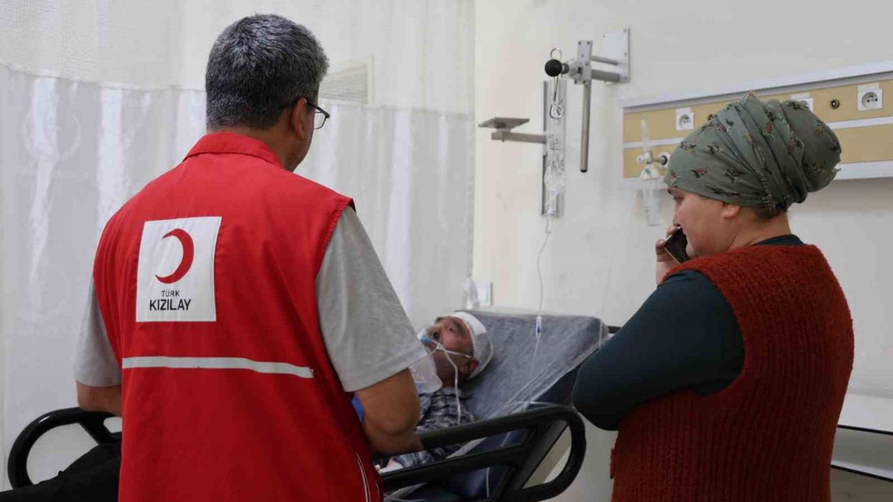 Yangında Kardeşleri Ölen, Engelli Ağabeyin Tedavisi Sürüyor