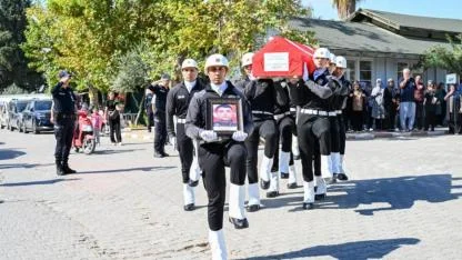 Yangında Ölen Polis Memuru Adana’da Toprağa Verildi