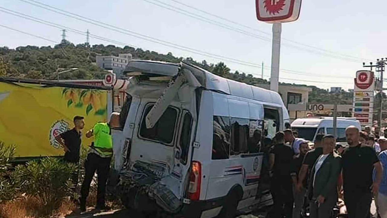 Yarım Saat Ara ile Aynı Noktada İki Kaza: 2 Ölü, 9 Yaralı