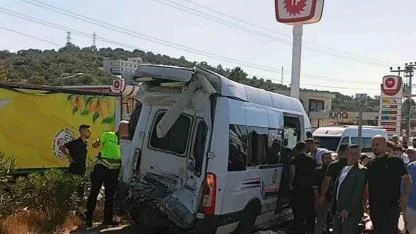Yarım Saat Ara ile Aynı Noktada İki Kaza: 2 Ölü, 9 Yaralı