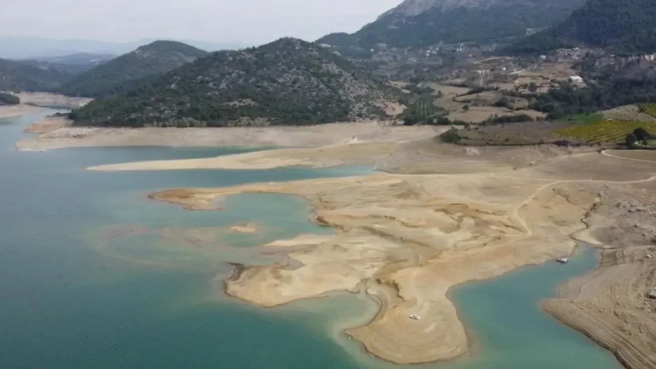 Adana’da Kuraklık Alarmı:Yağışlar Yüzde 26 Azaldı