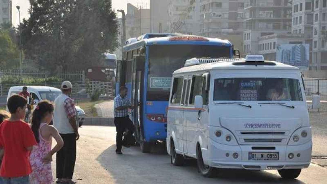 Adana&#039;da Toplu Ulaşım Zammına Tepki!