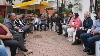 Başkan Vekili Akkan, Vatandaş ve Esnafla Buluştu