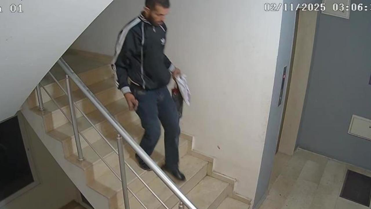 Cezaevinden Firar Etti, Hırsızlık Yaparken Yakalandı