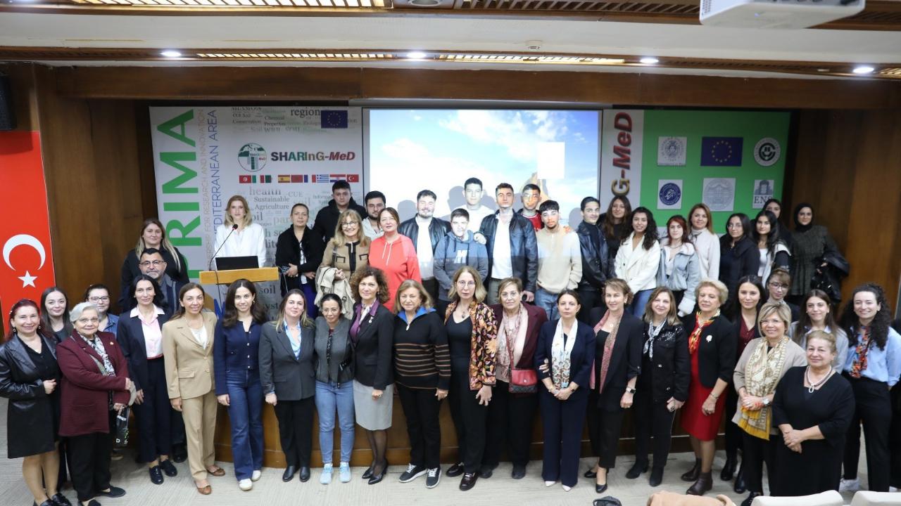 ÇÜ&#039;de “Şiddet ve Baş Etme Yolları” Etkinliği