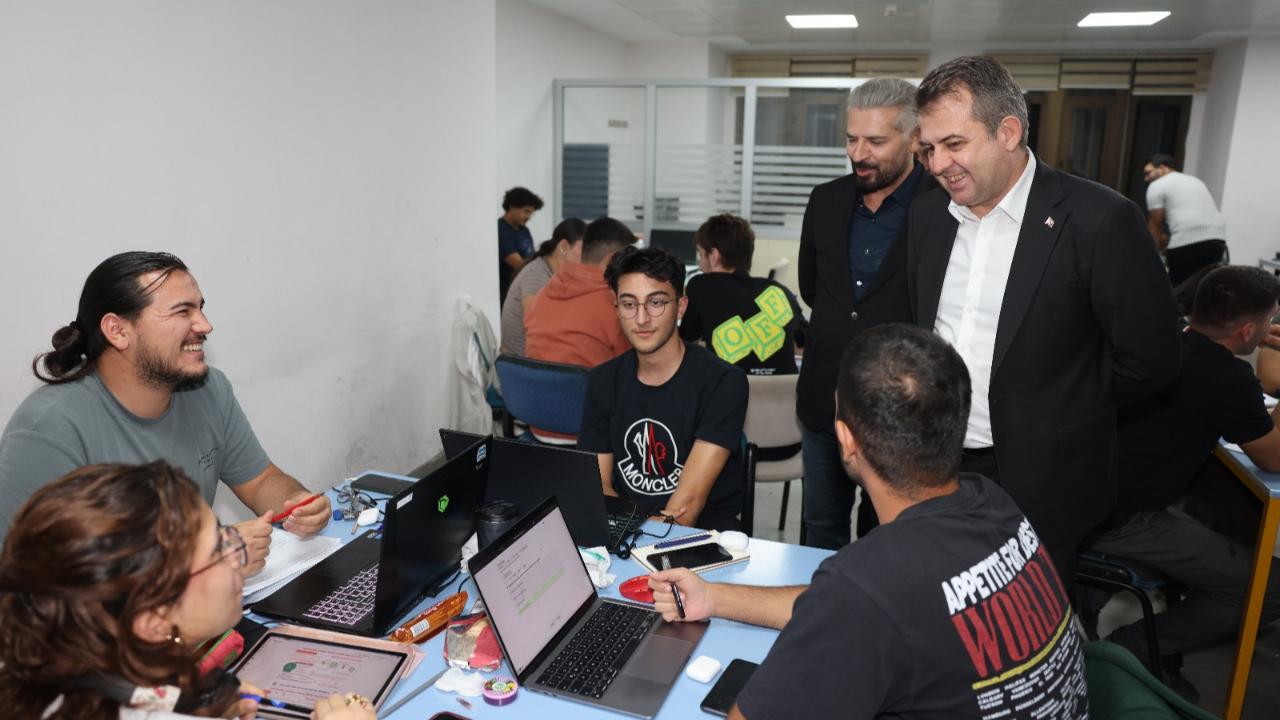 Çukurova Üniversitesinde Vize Maratonu Başladı