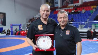 “Hakemliği noktaladım güreş sevgim bitmeyecek”