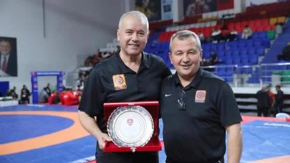 “Hakemliği noktaladım güreş sevgim bitmeyecek”