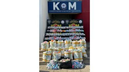 Kaçakçılık Operasyonu:2 Bin 605 ''Labubu'' Oyuncak Ele Geçirildi