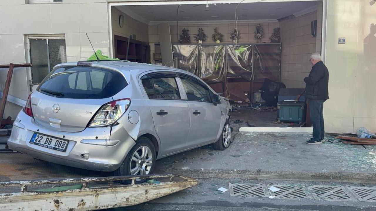 Kontrolden Çıktı, Fırına Daldı