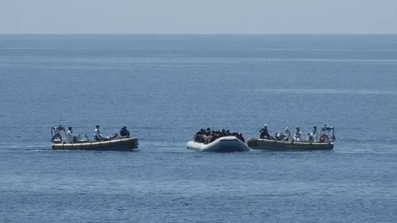 Lastik Bot Faciası:1 Ölü,1 Kayıp