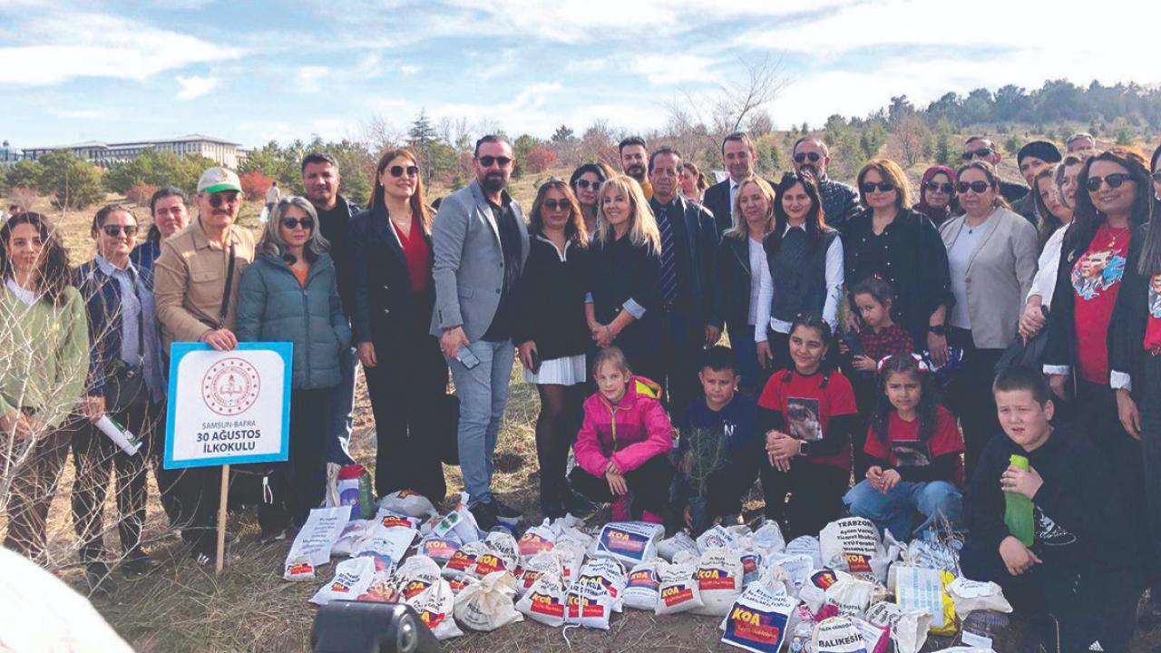 Muallimler ATA’mıza Koştu!