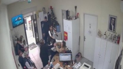 Pendik'te ''Belge'' Krizi! Muhtara Saldırdı