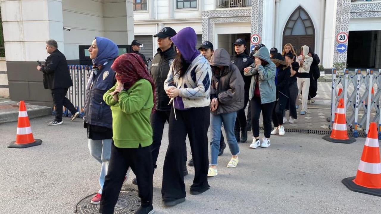 Sahte Bungalov Çetesi Çökertildi