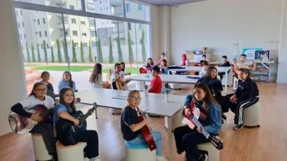Sarıçam'da Saz ve Gitar Kursları Başladı