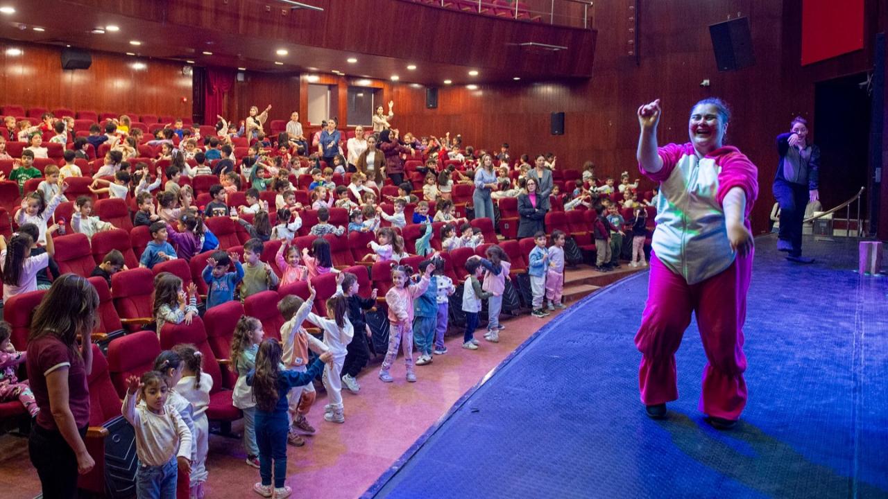 Seyhan Belediyesinden Çocuklara Ara Tatil Sürprizi
