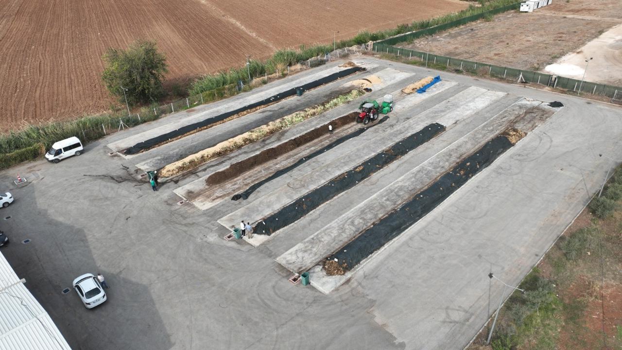 Seyhan’da Atıklar Değer Buluyor:Kompost Tesisinde Üretim Sürüyor