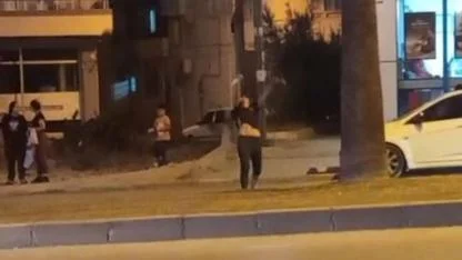 Sokak Ortasında İlginç Anlar:Görenler Şaşırdı