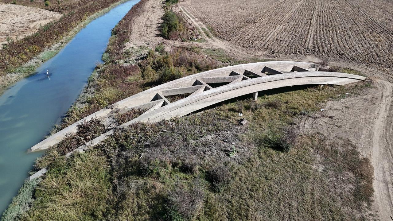 Sular Çekildi, Tarihi Alman Köprüsü Ortaya Çıktı!