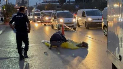 Yolun Karşısına Geçen Yaşlı Adama Kamyon Çarptı