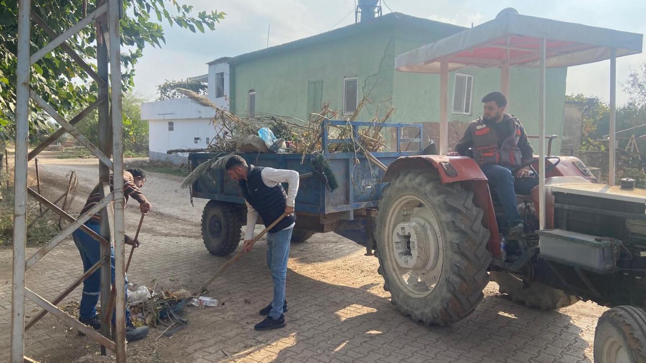 Yumurtalık’ta Köşe Bucak Temizleniyor