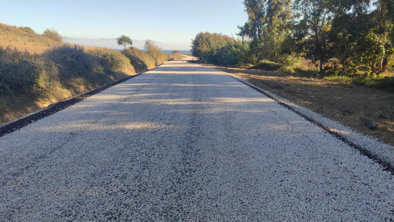 Yumurtalık&#039;ta Yol Düzenlemesi Sürüyor