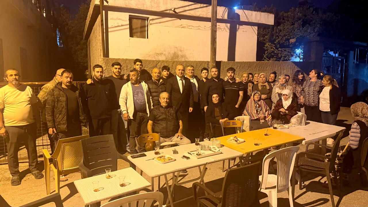 Ziyapaşa’da MHP Coşkusu: Hane Ziyareti Açık Hava Toplantısına Dönüştü