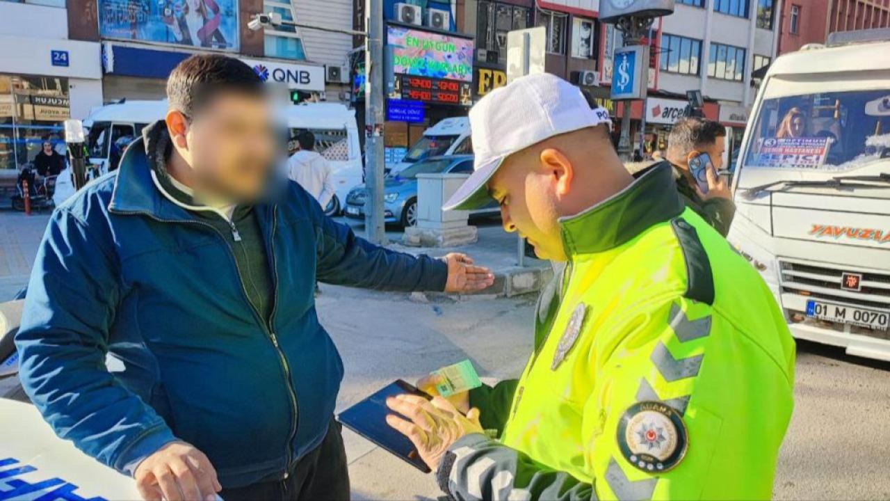 Adana'da Trafik Denetimi:Sürücüler İsyan Etti