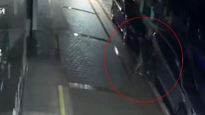 Araçların Lastiklerini Kestiler!