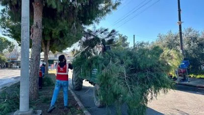 Ceyhan Belediyesi Temizlik Seferberliğini Sürdürüyor