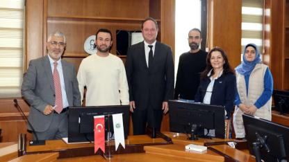 ÇÜ UV-C Dezenfeksiyon Kabini Piyasada