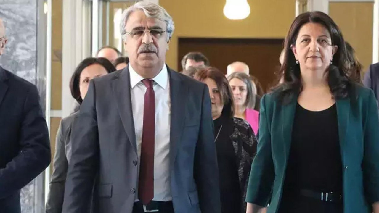 DEM Parti&#039;den Sürpriz Ziyaret! Heyet İmralı&#039;ya Gitti