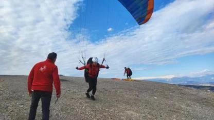 Engelini Aştı Yamaç Paraşütüne Başladı