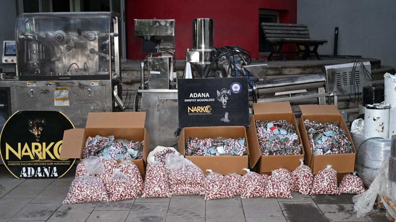 Geri Dönüşüm Merkezini Uyuşturucu Merkezine Çevirmişler:6 Tutuklama