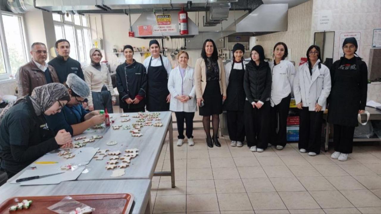 Hem Öğrenip Hem Üretiyorlar